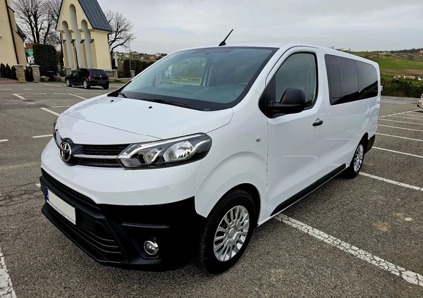 Toyota ProAce cena 162900 przebieg: 22900, rok produkcji 2022 z Rumia małe 137